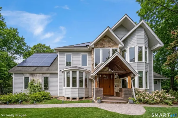 $995,000 | 1800 Moose Hill Road, Guilford, CT 06437