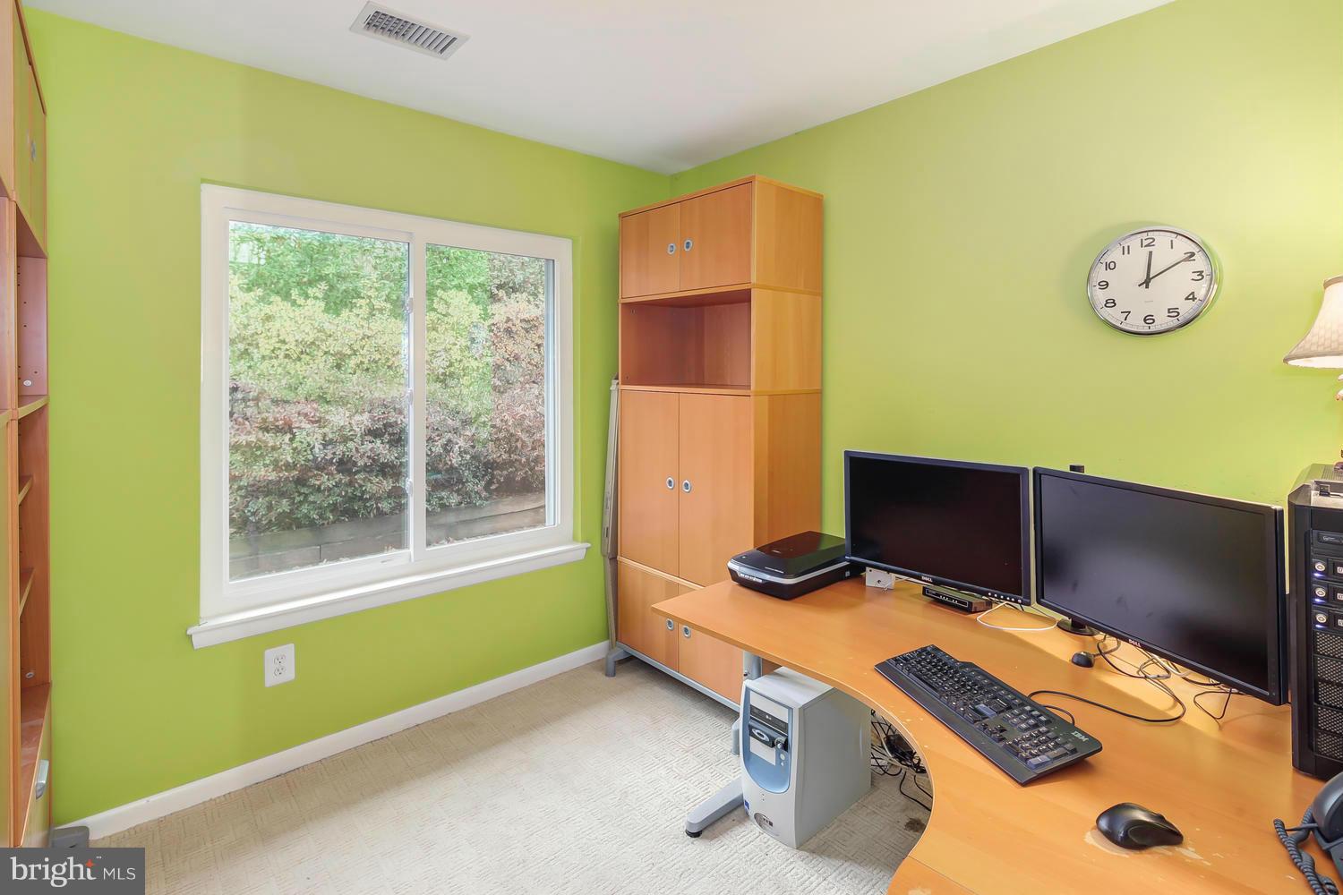 5933 Hall Street Springfield, VA 22152 - Photo 22 of 24 Interior (General)