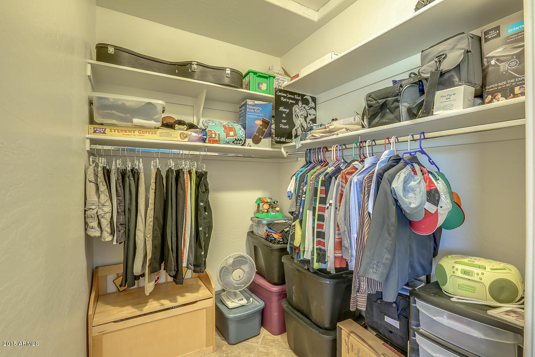 3736 East Via Del Rancho Gilbert, AZ 85298 - Photo 25 of 37 VDR_NurseryCloset
