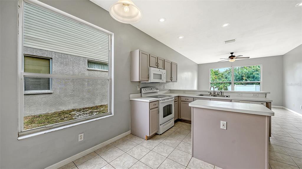 5513 47th Court East Bradenton, FL 34203 - Photo 21 of 35