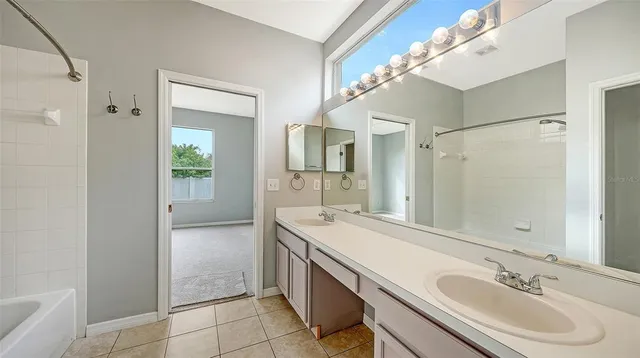 $420,000 | 5513 47th Court East, Bradenton, FL 34203