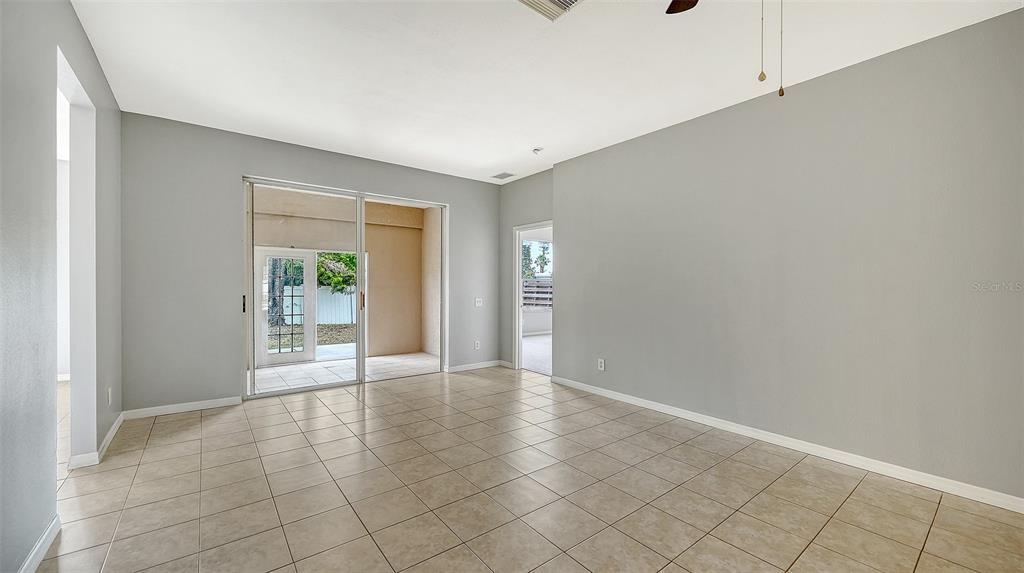 5513 47th Court East Bradenton, FL 34203 - Photo 6 of 35