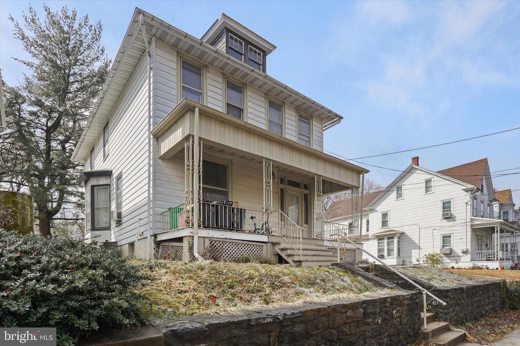 220 Philadelphia Reading, PA 19607 - Photo 3 of 22