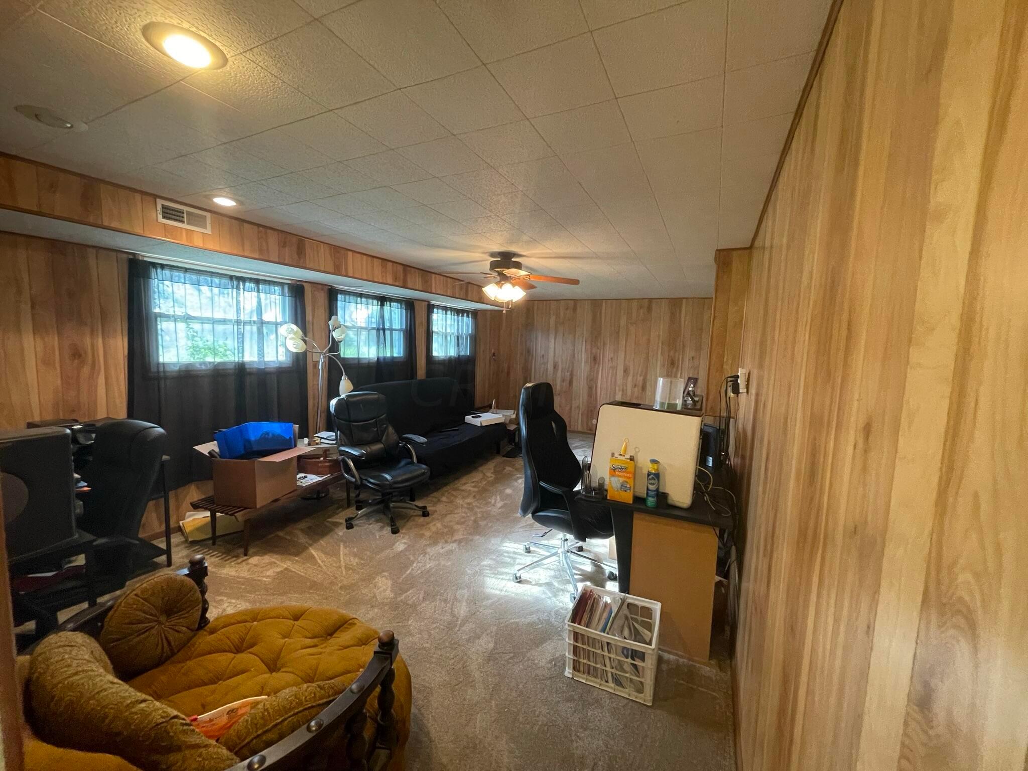 1743 Quigley Road Columbus, OH 43227 - Photo 10 of 38 BCE85C23-3970-4CAC-9C1F-1F6D0E0205D6