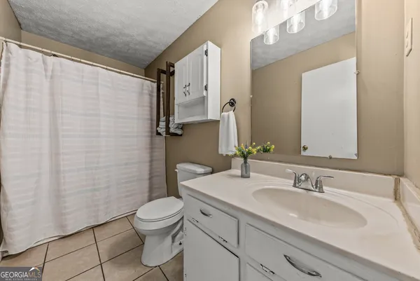 $425,000 | 157 Glendale Heights, Winterville, GA 30683