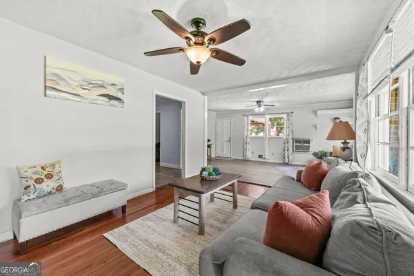 $425,000 | 157 Glendale Heights, Winterville, GA 30683