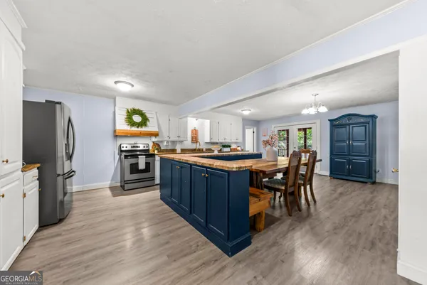 $425,000 | 157 Glendale Heights, Winterville, GA 30683