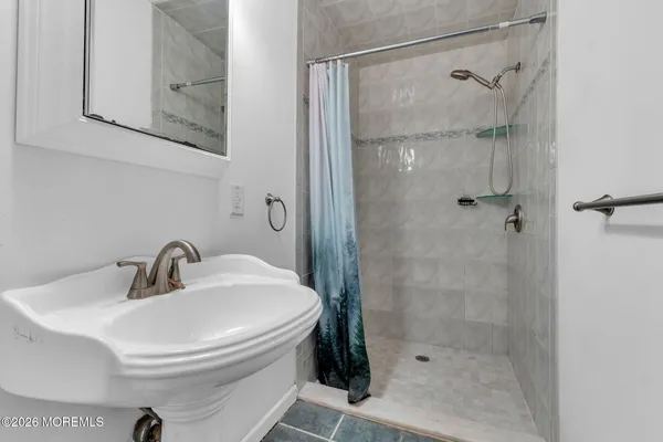 $649,000 | 496 Apple Valley Drive, Belford, NJ 07718