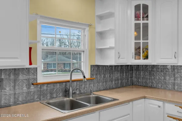 $649,000 | 496 Apple Valley Drive, Belford, NJ 07718
