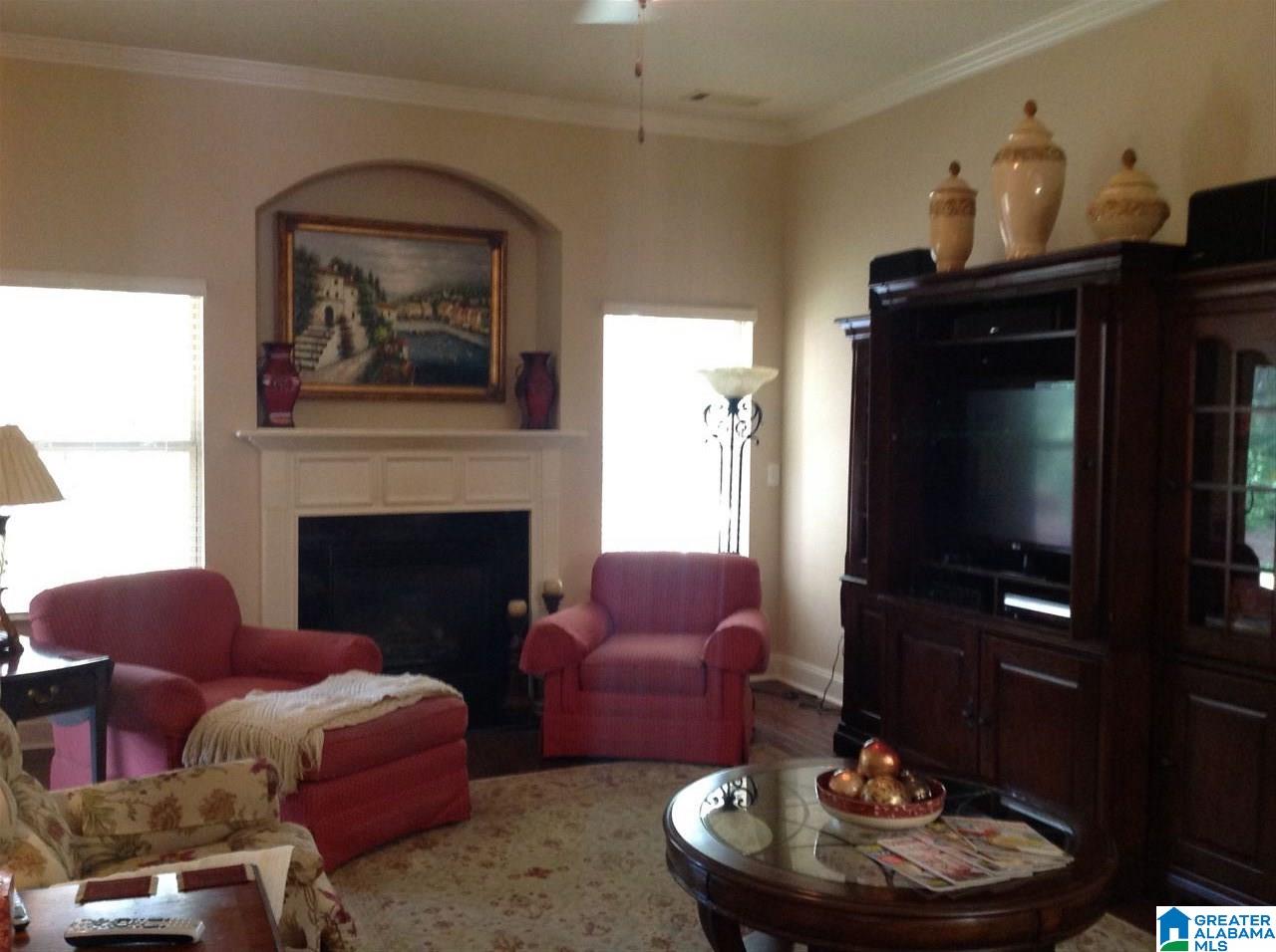 5360 Parkside Circle Birmingham, AL 35244 - Photo 2 of 11