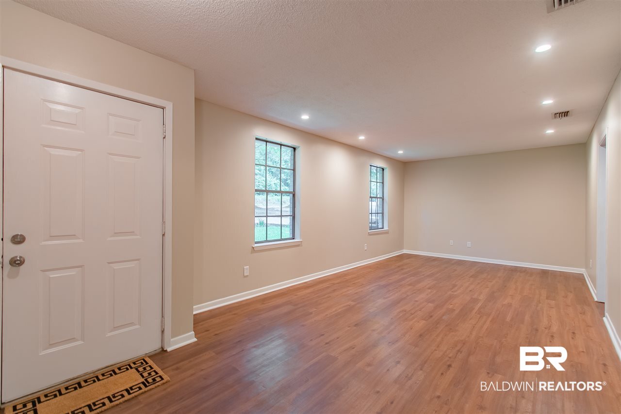 13923 Fish River Road Foley, AL 36535 - Photo 4 of 25