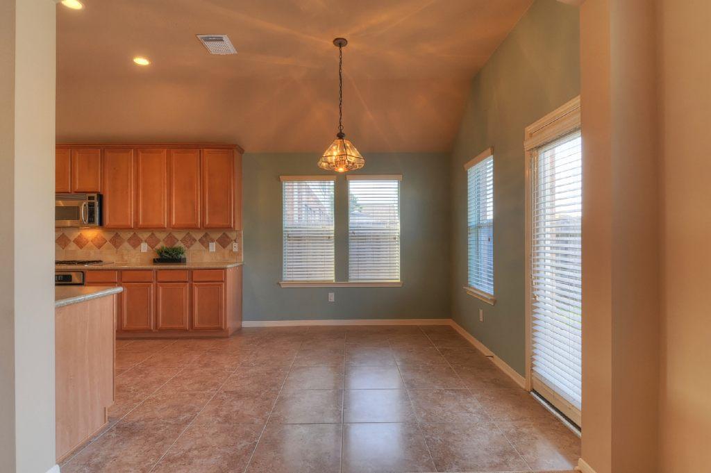 19918 Hardsville Drive Spring, TX 77388 - Photo 10 of 22 Sunny Breakfast Room!