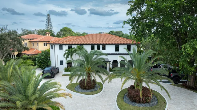 $4,950,000 | 290 Northwest 6th Street, Boca Raton, FL 33432