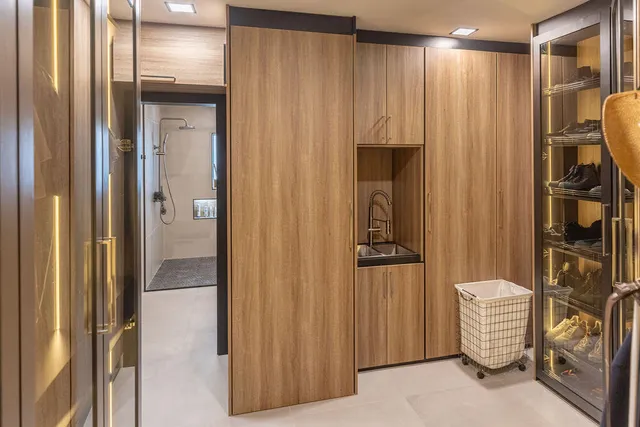 $4,950,000 | 290 Northwest 6th Street, Boca Raton, FL 33432