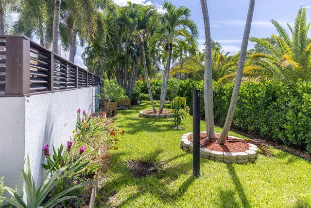 $4,950,000 | 290 Northwest 6th Street, Boca Raton, FL 33432