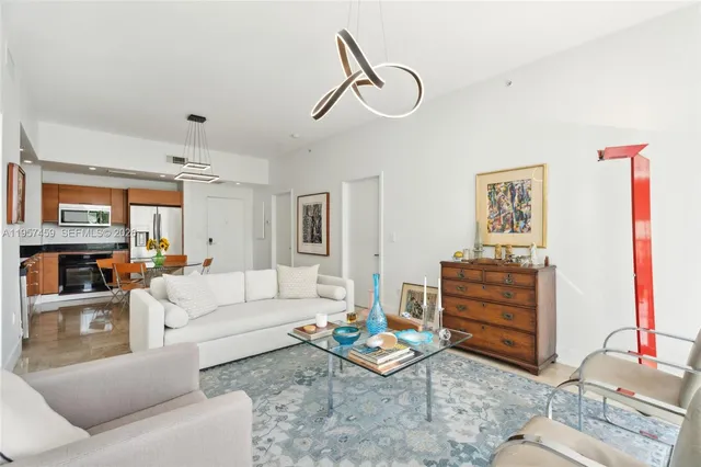 $4,900 | 3470 East Coast Avenue, Unit H1008, Miami, FL 33137