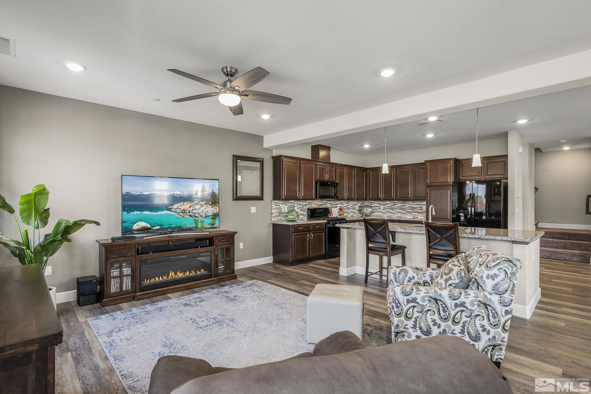 1890 Dark Horse Road, Unit C Reno, NV 89521 - Photo 14 of 18 Photo 14