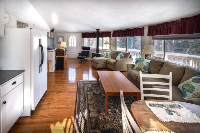 $525,000 | 141 Upper Crossroad, Ludlow, VT 05149