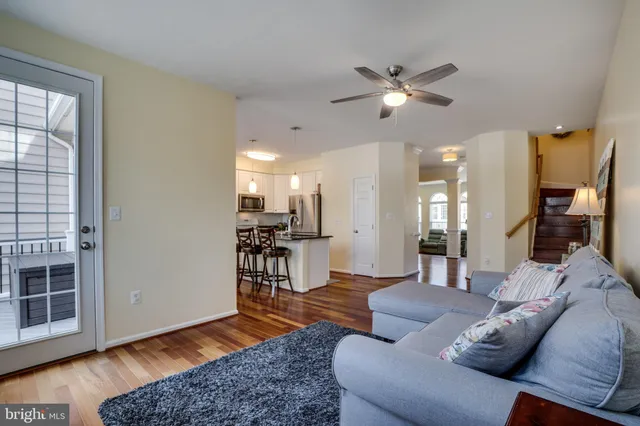 $769,900 | 21292 Victorias Cross Terrace, Ashburn, VA 20147