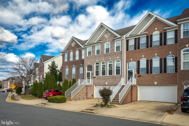 $769,900 | 21292 Victorias Cross Terrace, Ashburn, VA 20147