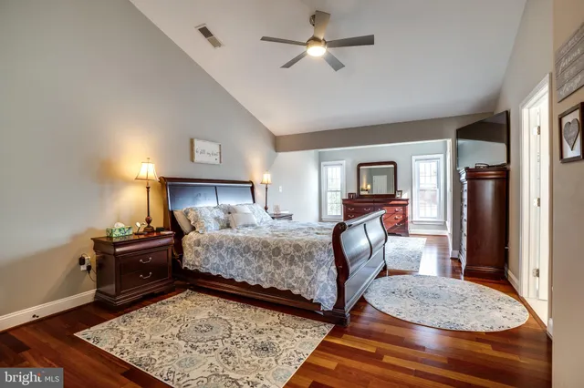 $769,900 | 21292 Victorias Cross Terrace, Ashburn, VA 20147