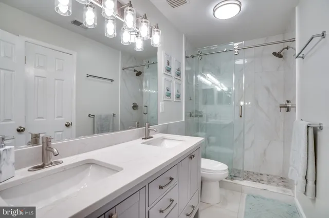 $769,900 | 21292 Victorias Cross Terrace, Ashburn, VA 20147