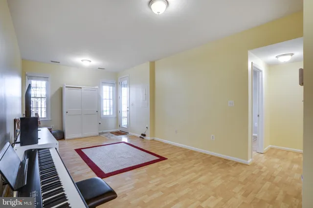 $769,900 | 21292 Victorias Cross Terrace, Ashburn, VA 20147