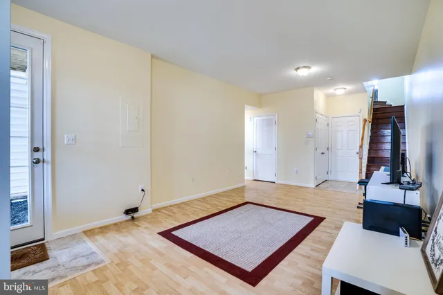 $769,900 | 21292 Victorias Cross Terrace, Ashburn, VA 20147