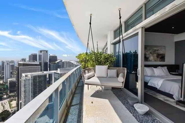 $7,790,000 | 200 Biscayne Blvd Way, Unit PH5404, Miami, FL 33131