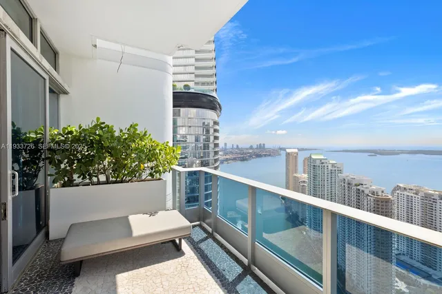 $7,790,000 | 200 Biscayne Blvd Way, Unit PH5404, Miami, FL 33131