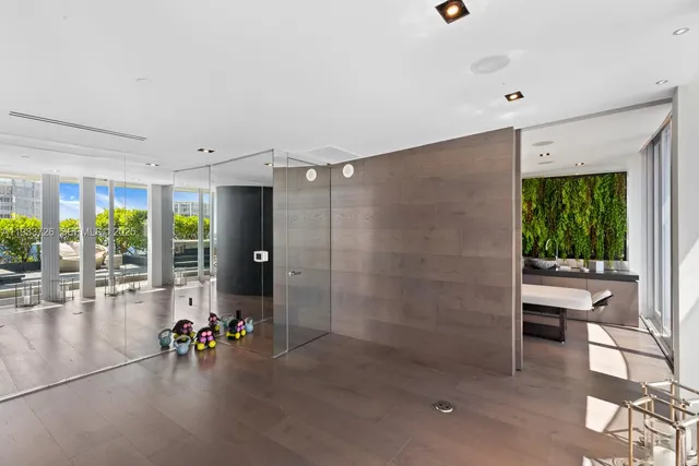 $7,790,000 | 200 Biscayne Blvd Way, Unit PH5404, Miami, FL 33131