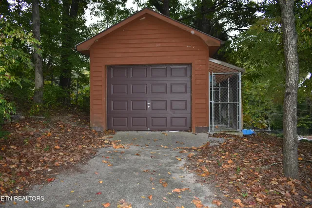 $390,000 | 306 Mountain Road, New Tazewell, TN 37825