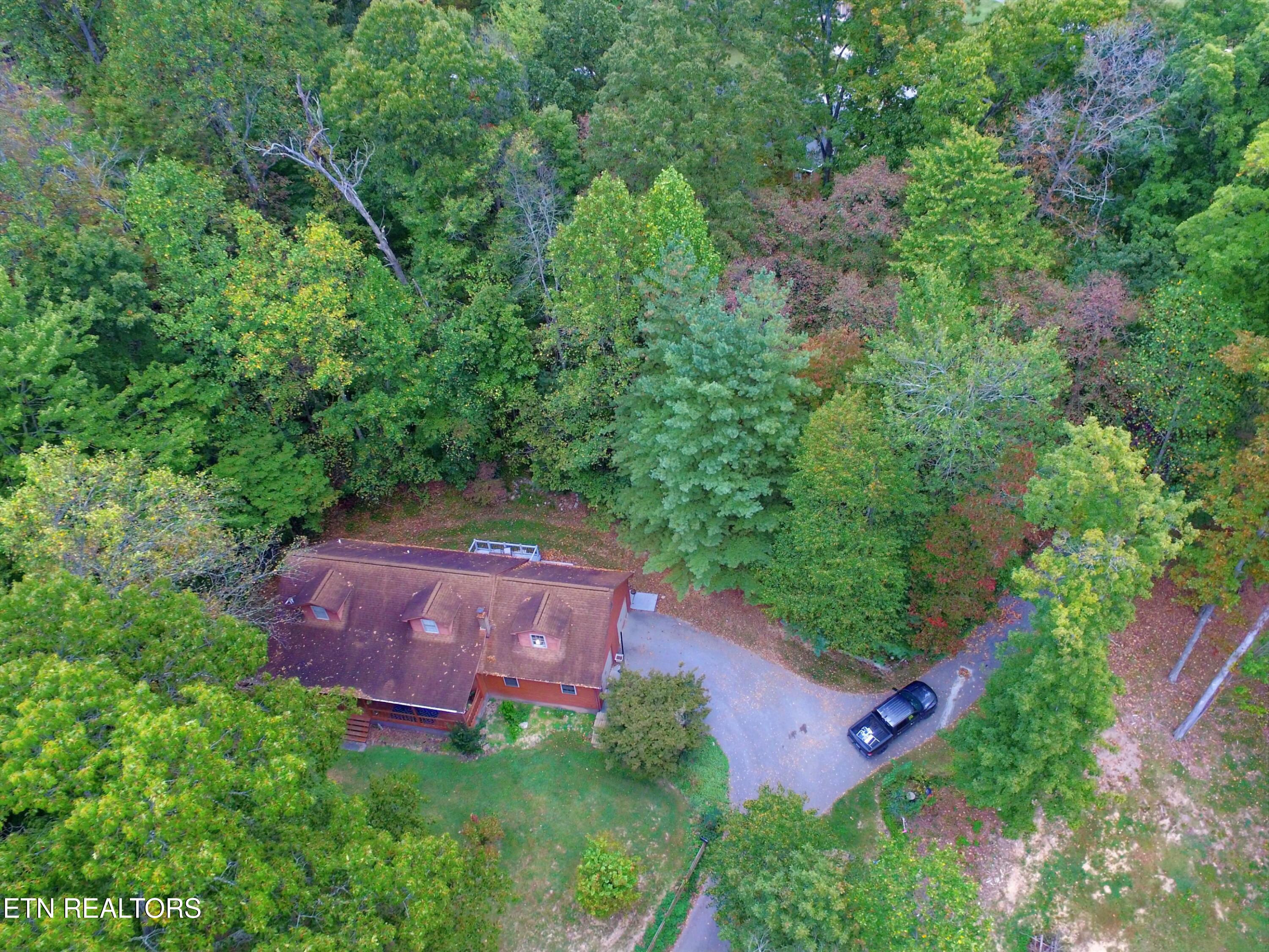 306 Mountain Road New Tazewell, TN 37825 - Photo 20 of 21 DJI_0068