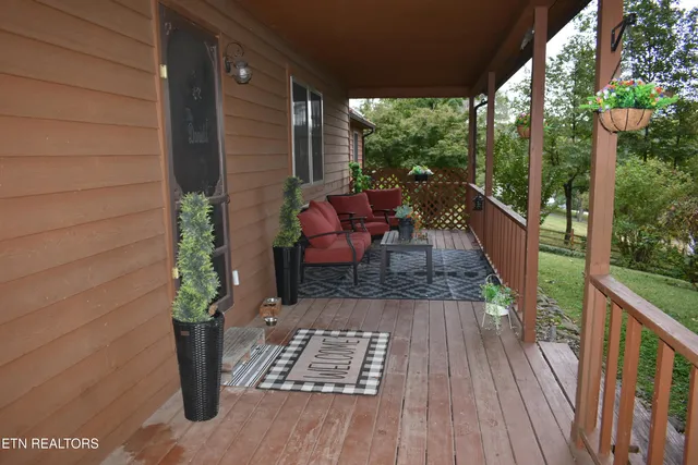 $390,000 | 306 Mountain Road, New Tazewell, TN 37825