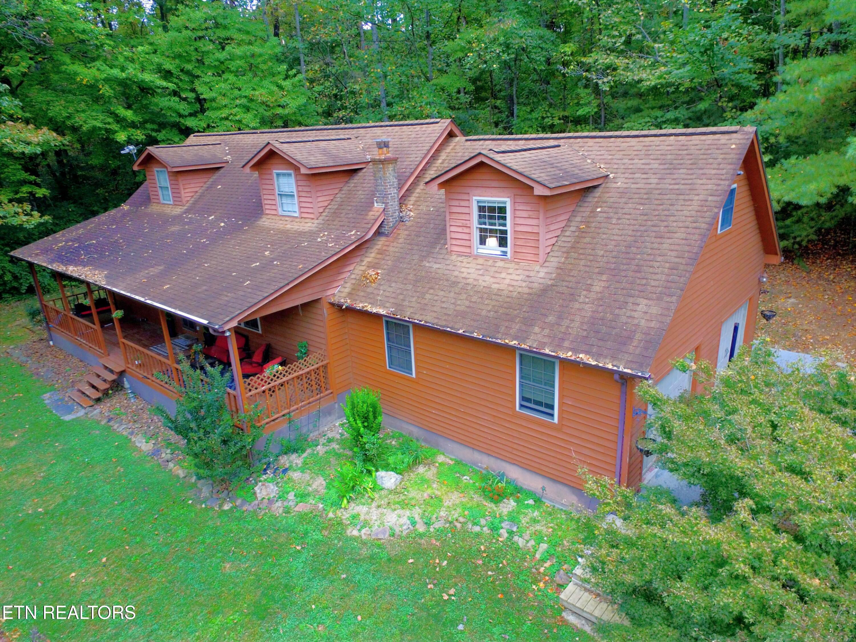 306 Mountain Road New Tazewell, TN 37825 - Photo 5 of 25 DJI_0065