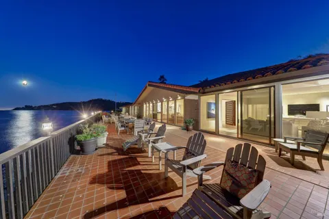 $5,877,000 | 79 St Thomas Way, Tiburon, CA 94920