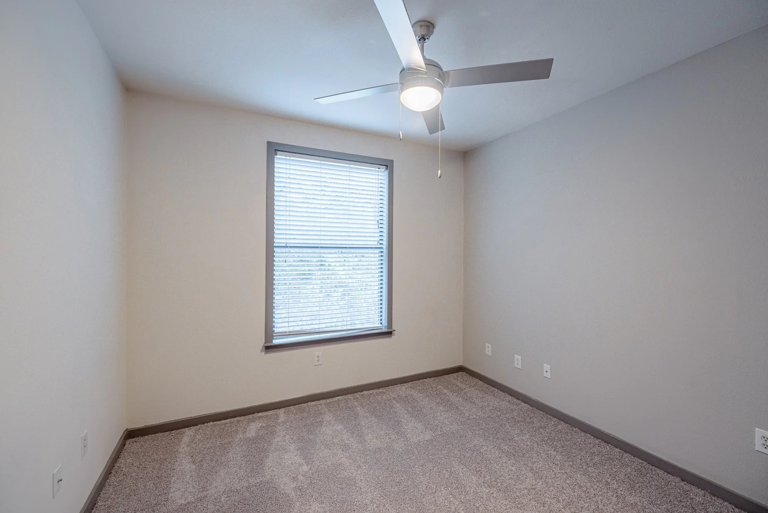 8515 Interstate 35, Unit 16218 Austin, TX 78744 - Photo 19 of 19 an empty room with a window
