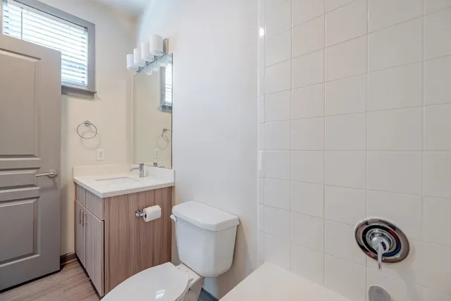 $1,459 | 8515 Interstate 35, Unit 16218, Austin, TX 78744