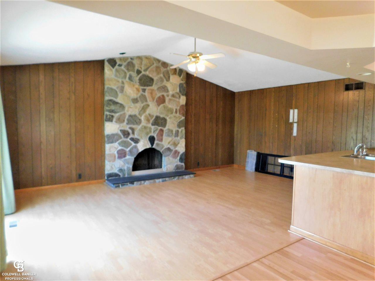 1631 South Allen Road St. Clair, MI 48079 - Photo 8 of 26 31389292-7.JPG
