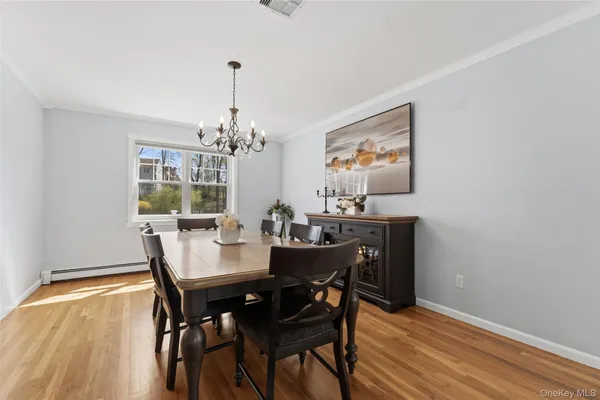 $995,000 | 19 Peachtree Drive, Cortlandt Manor, NY 10567