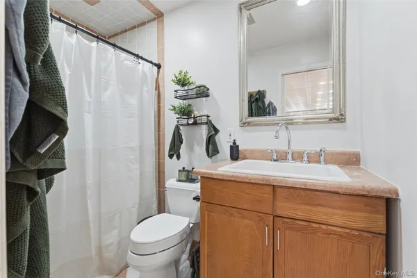 $995,000 | 19 Peachtree Drive, Cortlandt Manor, NY 10567