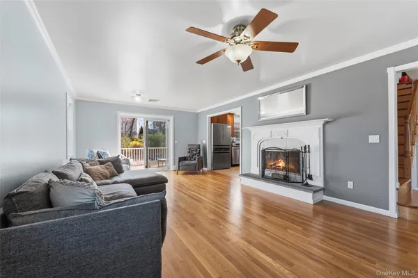 $995,000 | 19 Peachtree Drive, Cortlandt Manor, NY 10567