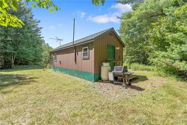 $159,900 | 640 County Rte 27, Redfield, NY 13437