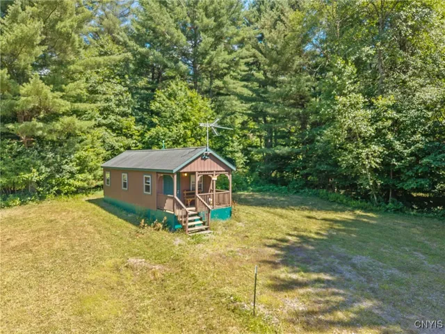 $159,900 | 640 County Rte 27, Redfield, NY 13437