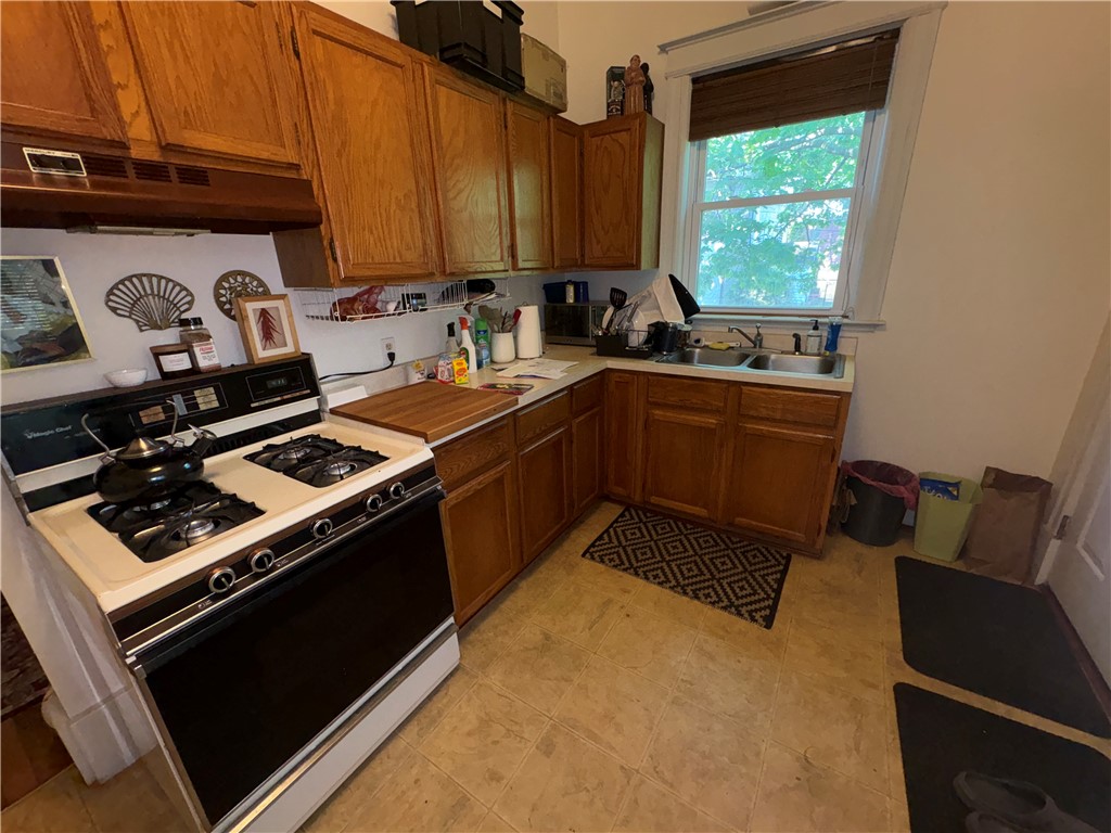 70 Grand Avenue Rochester, NY 14609 - Photo 26 of 49