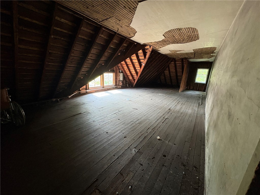 70 Grand Avenue Rochester, NY 14609 - Photo 29 of 49