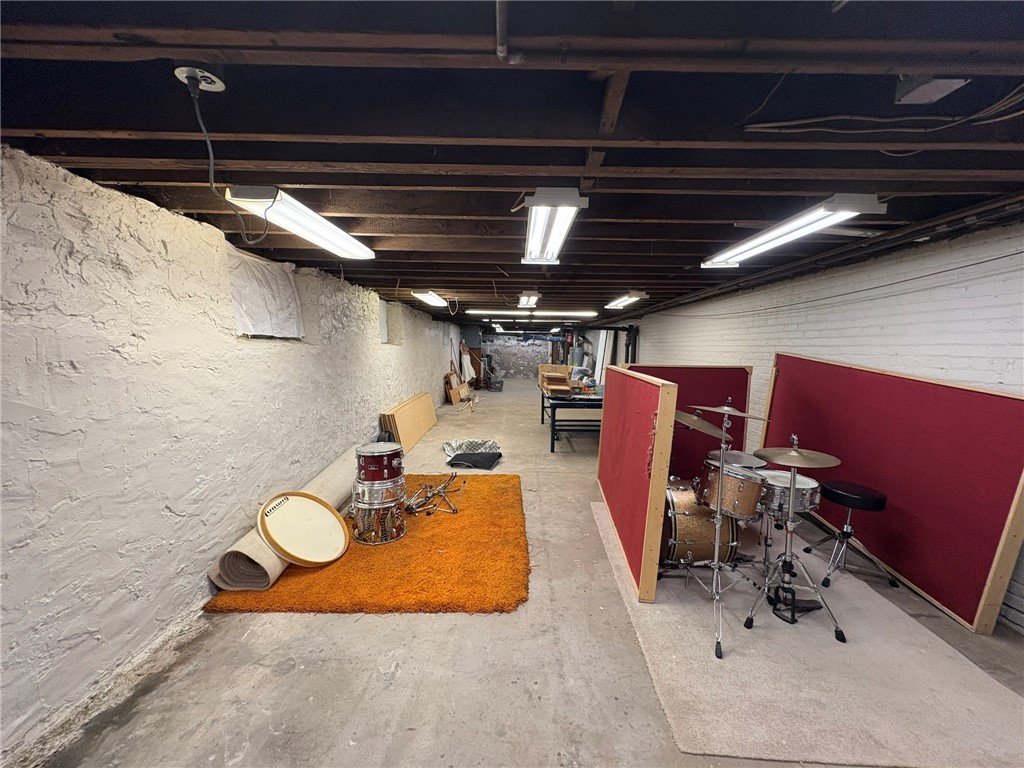 70 Grand Avenue Rochester, NY 14609 - Photo 30 of 49