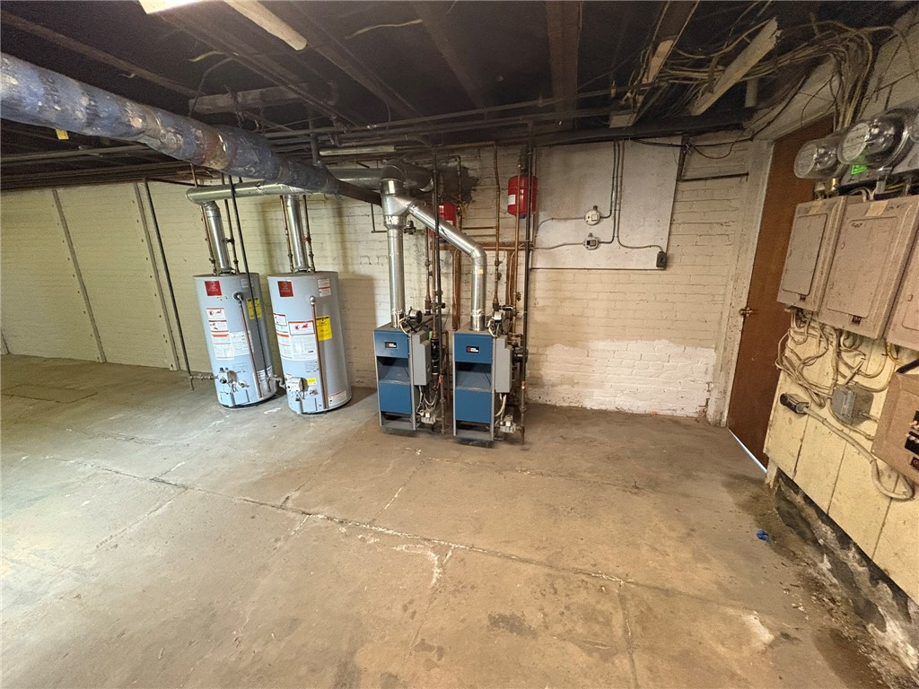 70 Grand Avenue Rochester, NY 14609 - Photo 33 of 49