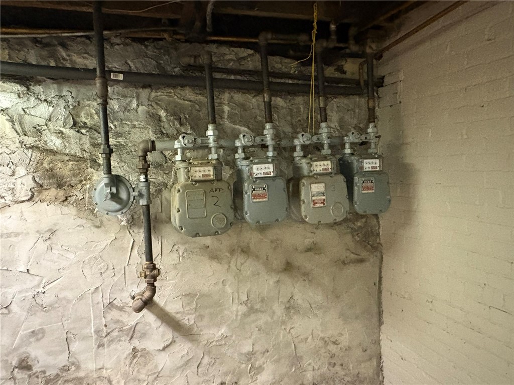 70 Grand Avenue Rochester, NY 14609 - Photo 38 of 49