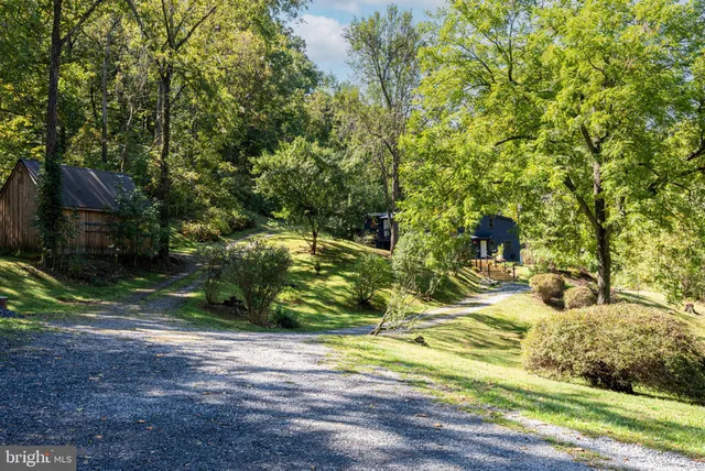 $999,000 | 3225 Sage Road, Markham, VA 22643